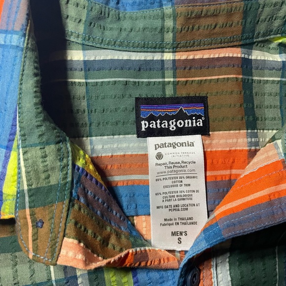 Patagonia | Polyester button down - Picture 4 of 5